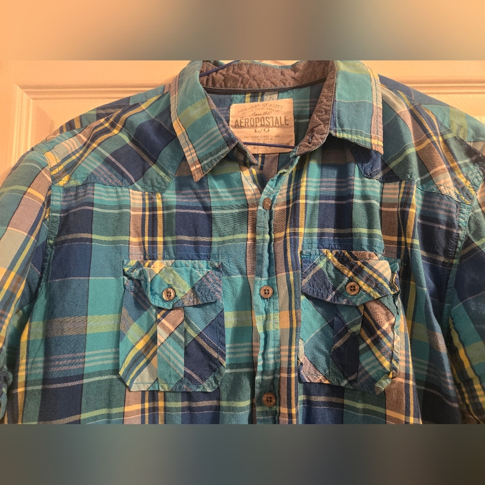 Aeropostale short sleeve shirt- Size Large - Picture 6 of 6